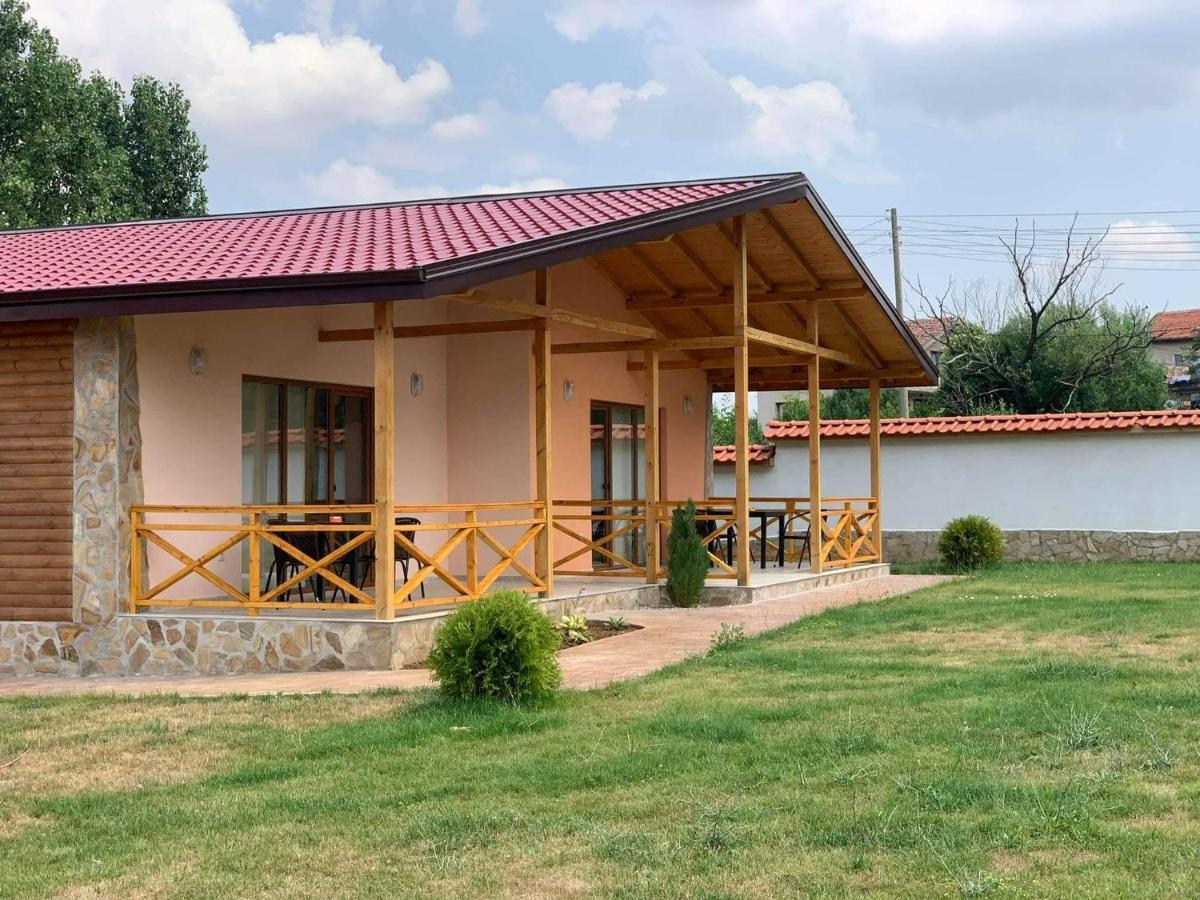 Къщи За Гости “Планински Рай” Mountain Paradise Resilovo Exterior photo