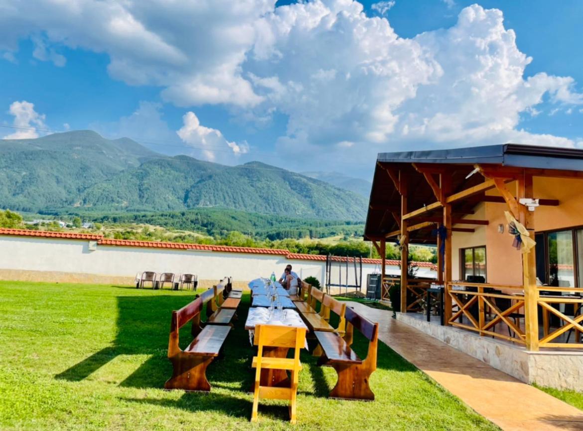 Къщи За Гости “Планински Рай” Mountain Paradise Resilovo Exterior photo